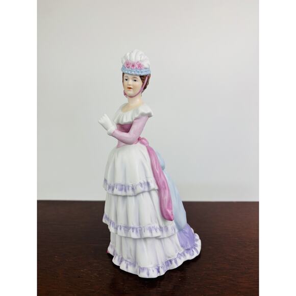 Homco #1431 Porcelain Figurine Victorian Lady 8.5 in - Picture 1 of 16